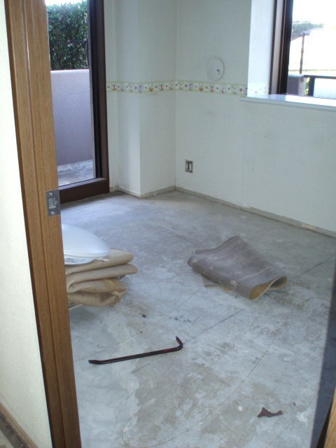 吉町解体洋室1