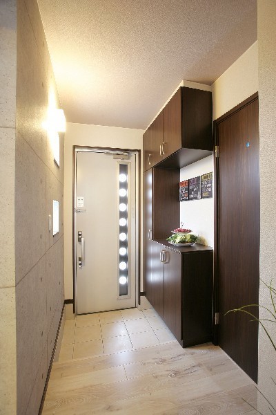 1302-C HP用　完成玄関1