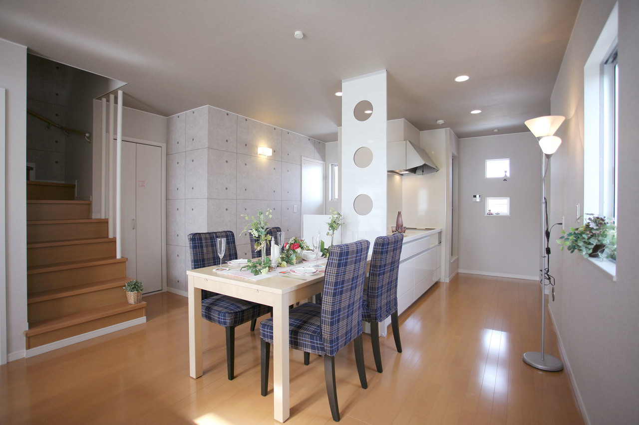 1302-A ダイニング1