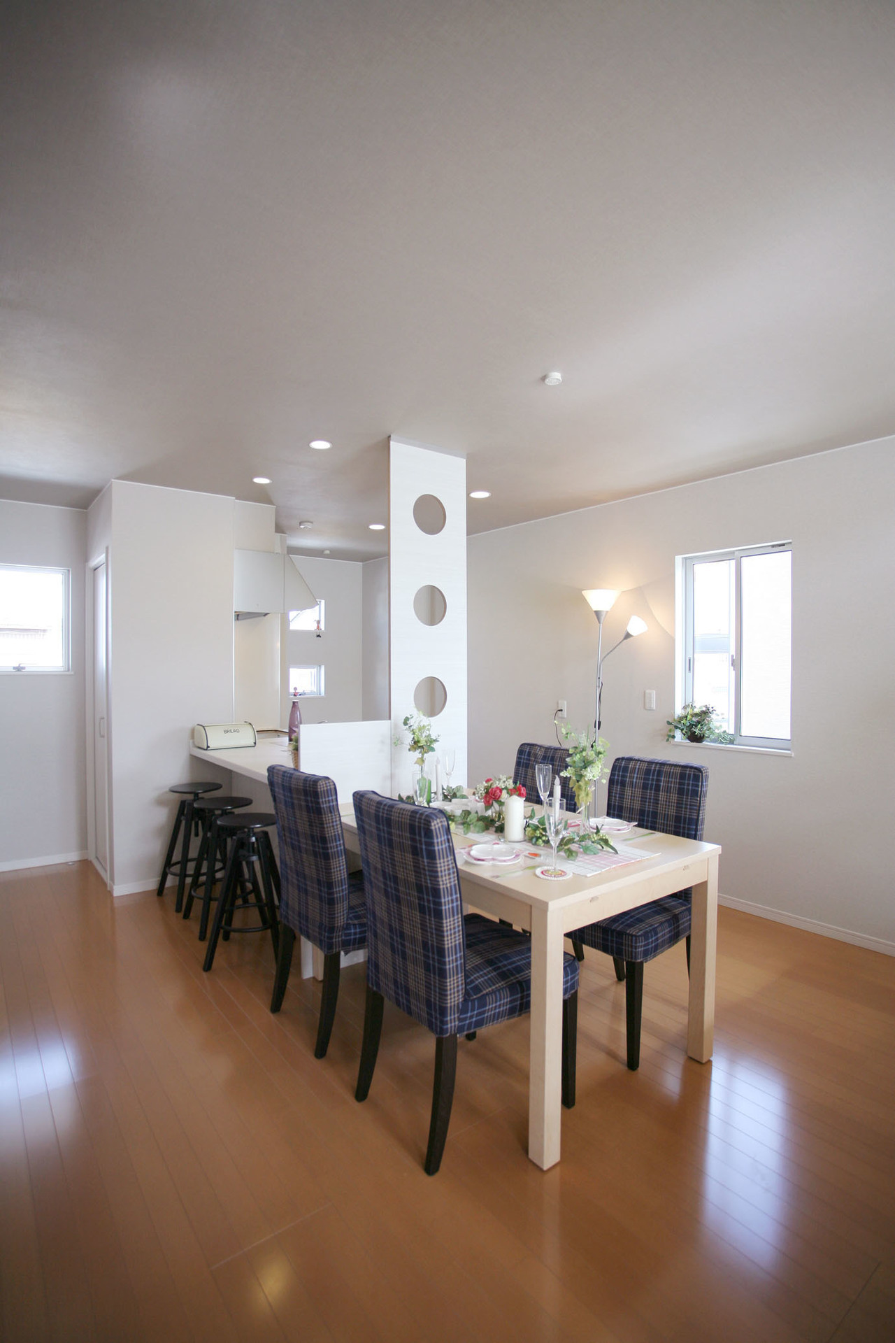 1302-A ダイニング